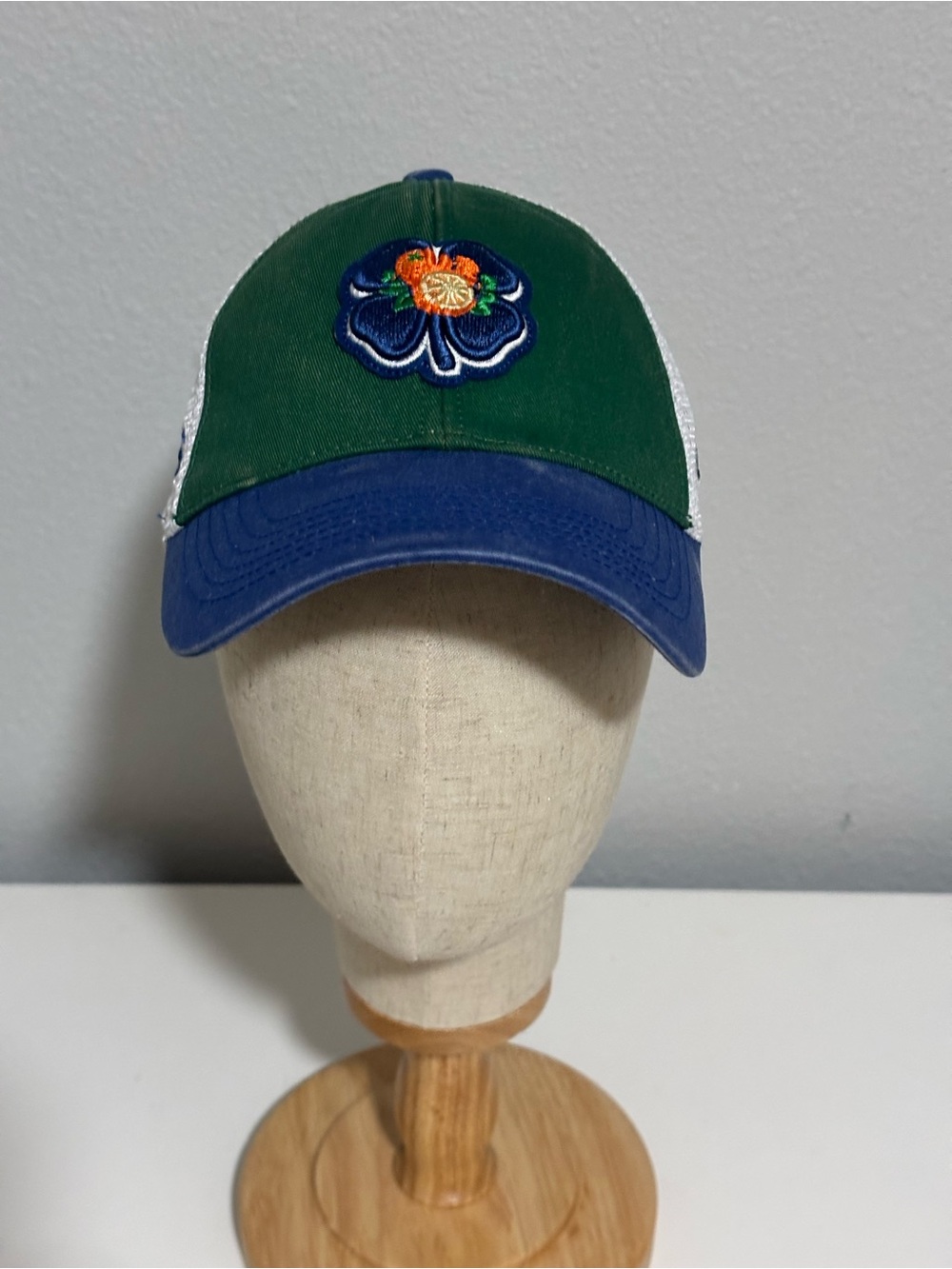 Black Clover "Live Lucky" mesh trucker golf hat